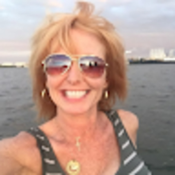 Meet your Posher, Kelly - Picture 1 of 1